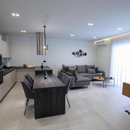 Ioanna'S Suite Nafplio Bagian luar foto